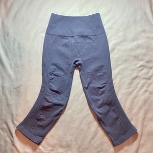 LULULEMON Purple Crop Yoga Pants